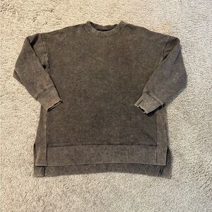 SO Women's Charcoal Crewneck Sweater Tunic Small